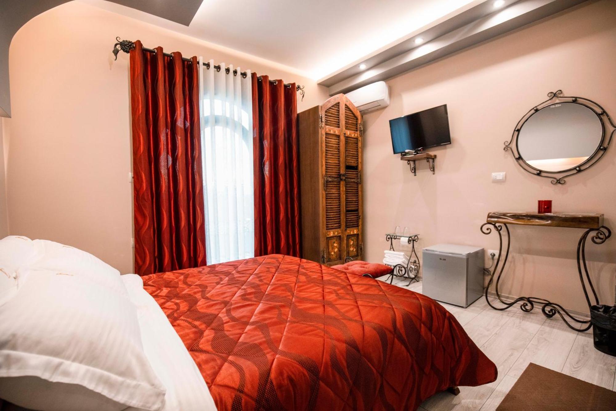 Vila Eden Boutique Hotel Korce Phòng bức ảnh