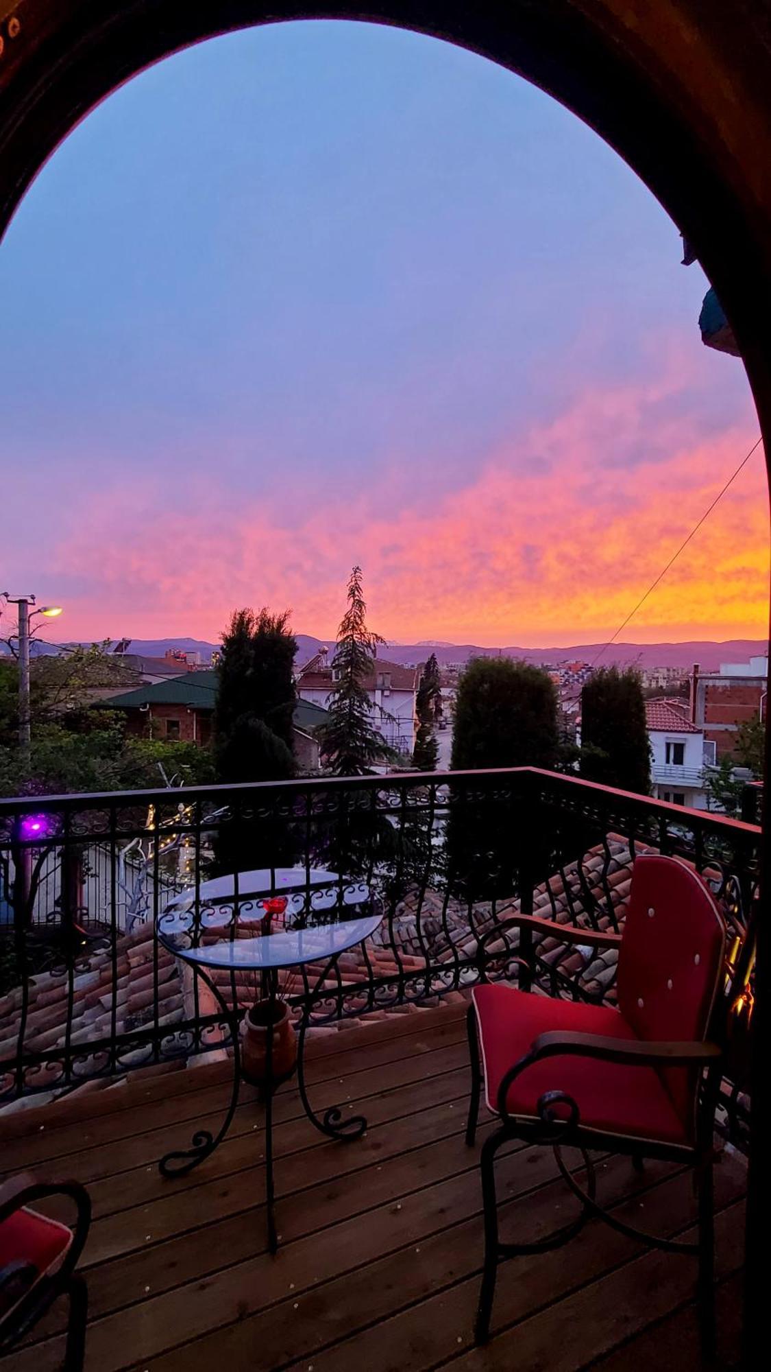 Vila Eden Boutique Hotel Korce Ngoại thất bức ảnh